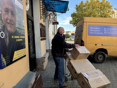 "Допомогти, щоб Україна здобула перемогу": чому волонтер з Британії відвідав Суми