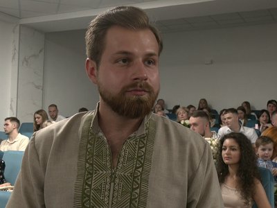У Кропивницькому вручили дипломи лікарів випускникам релокованого медичного університету У Кропивницькому вручили дипломи лікарів випускникам релокованого медичного університету