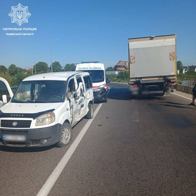 ДТП на дорозі Львів — Краковець ДТП на дорозі Львів — Краковець