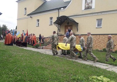 Володимир Новоринський, прощання з військовим, ЗСУ, Тернопільщина, червень 2024 Володимир Новоринський, прощання з військовим, ЗСУ, Тернопільщина, червень 2024