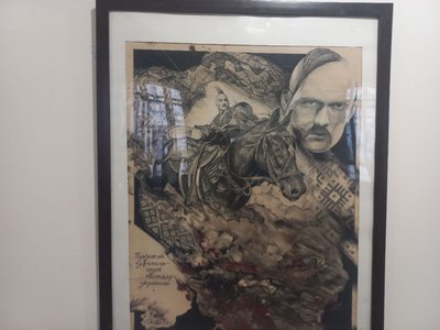 "Ненормальна нормальність". Дуалізм життя в Сумах показала художниця Лариса Аполлонова "Ненормальна нормальність". Дуалізм життя в Сумах показала художниця Лариса Аполлонова