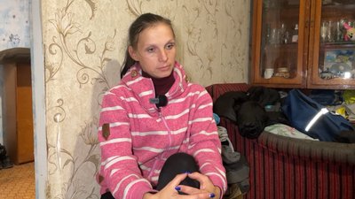 "Розуміємо, що повертатися буде нікуди": як дві багатодітних сім'ї на Чернігівщині тікали від обстрілів та де оселилися "Розуміємо, що повертатися буде нікуди": як дві багатодітних сім'ї на Чернігівщині тікали від обстрілів та де оселилися