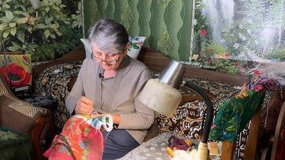 Надія Приходько з Чернігіщини почала вишивати, щоб врятуватися від депресії Надія Приходько з Чернігіщини почала вишивати, щоб врятуватися від депресії