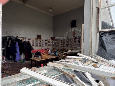 Пошкоджений храм та будинки: наслідки авіаудару по Шостці на Сумщині Пошкоджений храм та будинки: наслідки авіаудару по Шостці на Сумщині