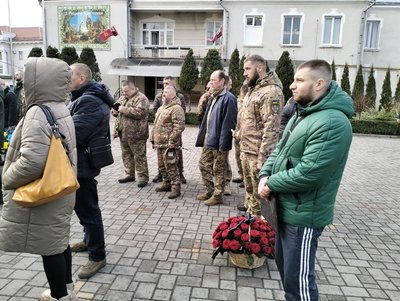 "Ніколи нічого не боявся": у Луцьку попрощалися з 52-річним гранатометником Сергієм Гавруком "Ніколи нічого не боявся": у Луцьку попрощалися з 52-річним гранатометником Сергієм Гавруком