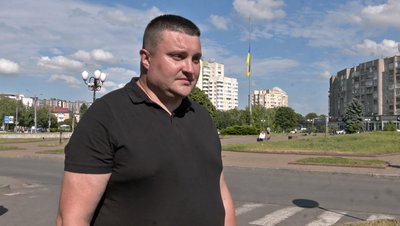 "Хода безбар'єрності": лучани перевіряли на доступність вулиці та будівлі