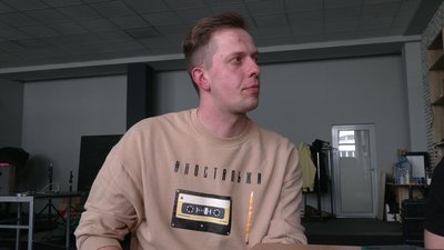 Гумором допомагають ЗСУ: історії рівненських стендаперів