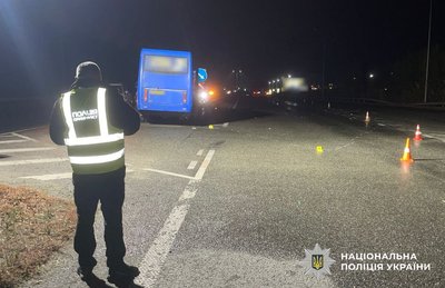 Біля Супрунівки на Полтавщині зіткнулася маршрутка та авто: є травмовані Біля Супрунівки на Полтавщині зіткнулася маршрутка та авто: є травмовані