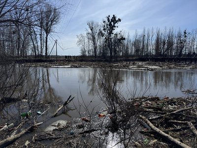 100-метровий затор із льоду та дерев: на Полтавщині рятувальники розчищають русло Ворскли 100-метровий затор із льоду та дерев: на Полтавщині рятувальники розчищають русло Ворскли
