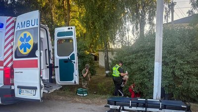 Водій, керуючи мотоциклом «GEON», зіткнувся з електроопорою Водій, керуючи мотоциклом «GEON», зіткнувся з електроопорою