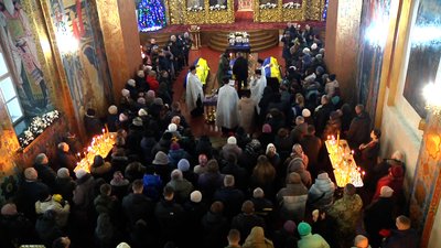 Пам'яті загиблого 26-річного фельдшера-рятувальника Олексія Сича із Житомира Пам'яті загиблого 26-річного фельдшера-рятувальника Олексія Сича із Житомира