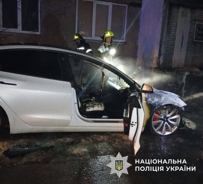 Спалили три автомобілі на замовлення РФ за 20 доларів: у Києві судитимуть хлопця і дівчину Спалили три автомобілі на замовлення РФ за 20 доларів: у Києві судитимуть хлопця і дівчину