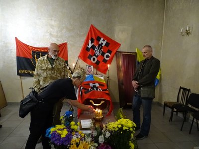 Ігор Безменов, УНСО
