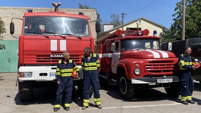 На Миколаївщині відновлюють ліси після російських обстрілів На Миколаївщині відновлюють ліси після російських обстрілів