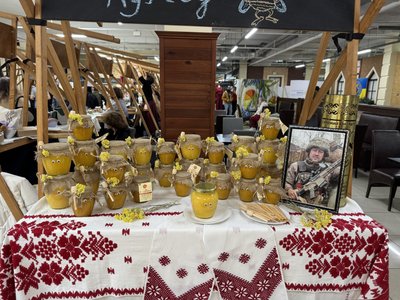 «Приваблює все, пов'язане з Україною»: у Сумах організували крафтовий ярмарок «Приваблює все, пов'язане з Україною»: у Сумах організували крафтовий ярмарок