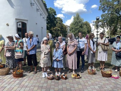 У Полтаві святкують Яблучний Спас У Полтаві святкують Яблучний Спас