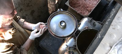 "Готуємо по-домашньому". Як працює польова кухня одного з батальйонів 102 бригади на Запоріжжі "Готуємо по-домашньому". Як працює польова кухня одного з батальйонів 102 бригади на Запоріжжі