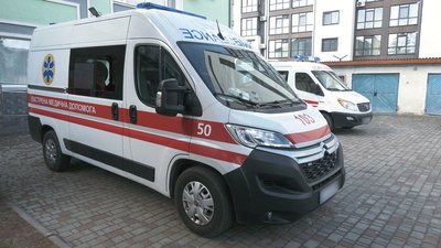 Викликів "швидкої "за добу побільшало на 100: наслідки спеки на Івано-Франківщині Викликів "швидкої "за добу побільшало на 100: наслідки спеки на Івано-Франківщині