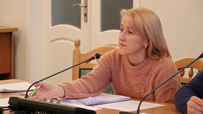 Виїзд за кордон: до яких країн та як часто їздять у відрядження депутати Чернігівської облради Виїзд за кордон: до яких країн та як часто їздять у відрядження депутати Чернігівської облради