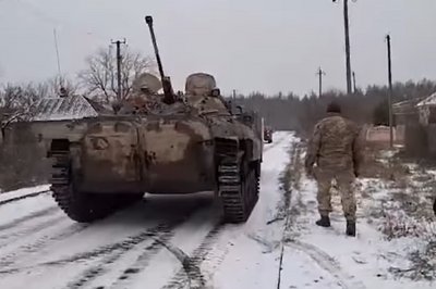 Пролежала під водою два роки. ЗСУ дістали з річки на Донеччині російську БМП-2 Пролежала під водою два роки. ЗСУ дістали з річки на Донеччині російську БМП-2