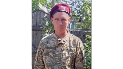 На Чернігівщині попрощалися з Миколою Харченком, Єлисеєм Білоусом, Ігорем Харченком та Павлом Мироненком На Чернігівщині попрощалися з Миколою Харченком, Єлисеєм Білоусом, Ігорем Харченком та Павлом Мироненком