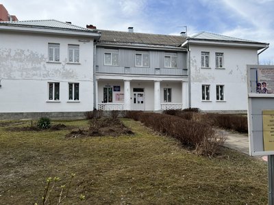 "Там дранка, нічого ремонтувати": міський особняк пастора Кірхи у Полтаві визнали аварійним "Там дранка, нічого ремонтувати": міський особняк пастора Кірхи у Полтаві визнали аварійним