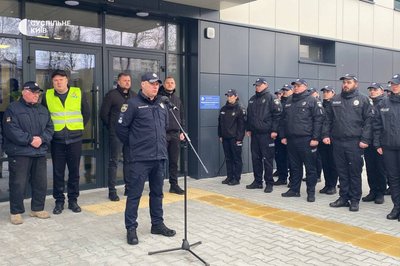 Зруйнували росіяни: за сприяння Говарда Баффета на Київщині відкрили нове відділення поліції Зруйнували росіяни: за сприяння Говарда Баффета на Київщині відкрили нове відділення поліції