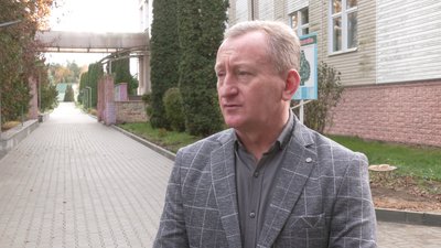 Продаж алкоголю військовим, які лікуються у госпіталі на Рівненщині: що про це відомо Продаж алкоголю військовим, які лікуються у госпіталі на Рівненщині: що про це відомо