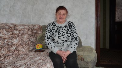 Невидимі жертви війни: чому після деокупації хворіють та помирають колишні російські бранці підвалу в Ягідному Невидимі жертви війни: чому після деокупації хворіють та помирають колишні російські бранці підвалу в Ягідному