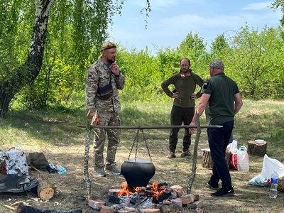 На Вінниччині ветерани влаштували толоку у заказнику "Згарський" На Вінниччині ветерани влаштували толоку у заказнику "Згарський"