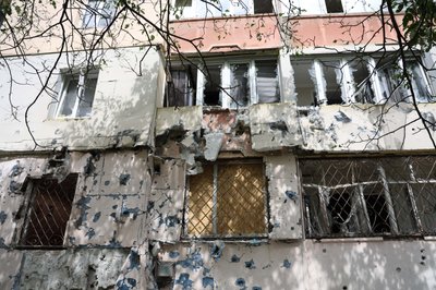 Херсон після чергового обстрілу: що розповідають очевидці Херсон після чергового обстрілу: що розповідають очевидці
