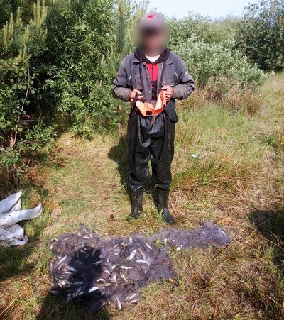 Збитки понад пів мільйона: волинянин в заказнику ловив рибу сітками Збитки понад пів мільйона: волинянин в заказнику ловив рибу сітками