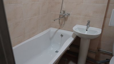 "Все безкоштовно". У Тростянці на Сумщині відновили обстріляний військами РФ будинок "Все безкоштовно". У Тростянці на Сумщині відновили обстріляний військами РФ будинок