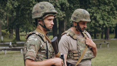 На Волині новостворений стрілецький батальйон поліції готується до виконання бойових завдань на передовій На Волині новостворений стрілецький батальйон поліції готується до виконання бойових завдань на передовій