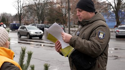 Ялинки та сосни у Чернігові: чи законно продають хвойні та які новорічні дерева популярні цьогоріч Ялинки та сосни у Чернігові: чи законно продають хвойні та які новорічні дерева популярні цьогоріч