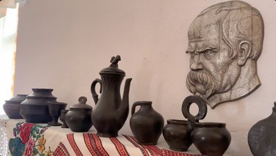 Від 257 майстрів до двох: історія села гончарів на Буковині Від 257 майстрів до двох: історія села гончарів на Буковині