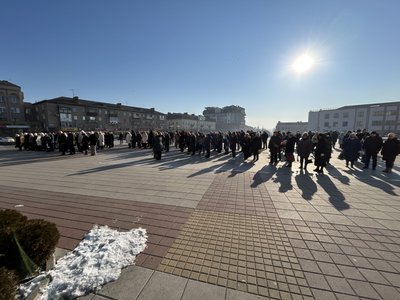 У містах Черкащини провели спільний молебень у третю річницю повномасштабної війни У містах Черкащини провели спільний молебень у третю річницю повномасштабної війни