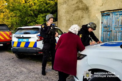 Двоє людей зазначили поранень через атаку РФ на нежитлове приміщення на Рівненщині Двоє людей зазначили поранень через атаку РФ на нежитлове приміщення на Рівненщині