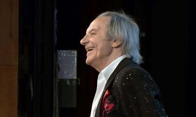 "Тут моя родина": народний артист України Василь Зінкевич вперше за 4 роки виступив у Луцьку "Тут моя родина": народний артист України Василь Зінкевич вперше за 4 роки виступив у Луцьку