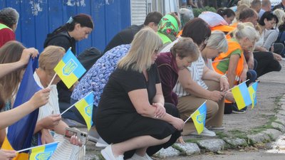 На Чернігівщині попрощалися з захисниками Максимом Никитенком та Сергієм Козієм На Чернігівщині попрощалися з захисниками Максимом Никитенком та Сергієм Козієм