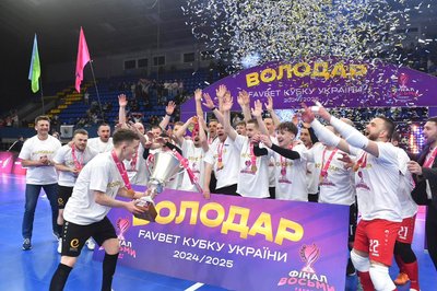 Франківський "Ураган", володар кубка України з футзалу Франківський "Ураган", володар кубка України з футзалу
