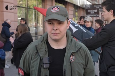"Тут немає "русского міра": в Одесі поклали квіти на місце сутичок 2 травня 2014 року "Тут немає "русского міра": в Одесі поклали квіти на місце сутичок 2 травня 2014 року