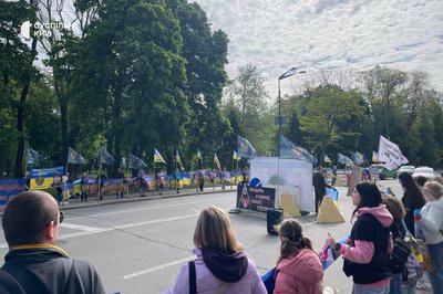 У Києві пройшла акція на підтримку військовополонених, яких утримують в Чечні