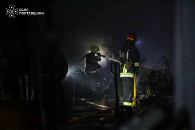 Рятувальники погасили пожежу Рятувальники погасили пожежу