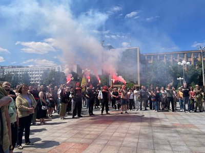 У Черкасах відбулося прощання з азовцем Олександром Крохмалюком У Черкасах відбулося прощання з азовцем Олександром Крохмалюком
