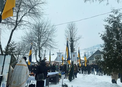На Закарпатті попрощалися із захисником Миколою Біровашем На Закарпатті попрощалися із захисником Миколою Біровашем
