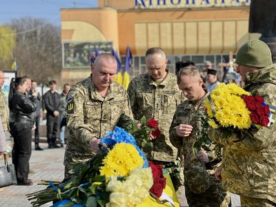 З бійцями Олександром Нагайцем, Павлом Кузьмичем та Антоном Кравченком попрощалися у Рівному З бійцями Олександром Нагайцем, Павлом Кузьмичем та Антоном Кравченком попрощалися у Рівному