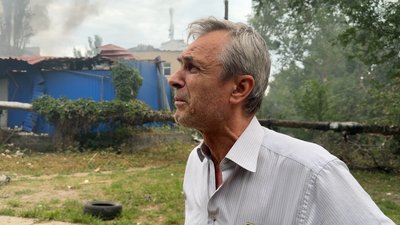 "Вчора був якраз місяць після першого прильоту". Жителі Слов’янська розказали про удар бомбами по місту 23 липня "Вчора був якраз місяць після першого прильоту". Жителі Слов’янська розказали про удар бомбами по місту 23 липня