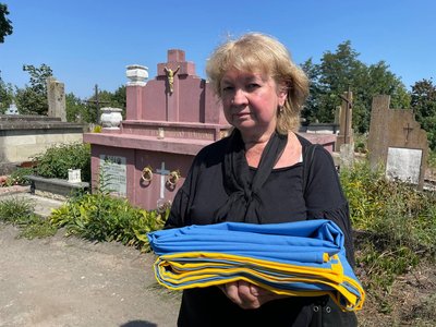 У Тернополі попрощалися з військовослужбовцем Русланом Новаковським У Тернополі попрощалися з військовослужбовцем Русланом Новаковським