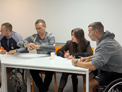 Радіодиктант-2025 у центрі "Superhumans" Радіодиктант-2025 у центрі "Superhumans"